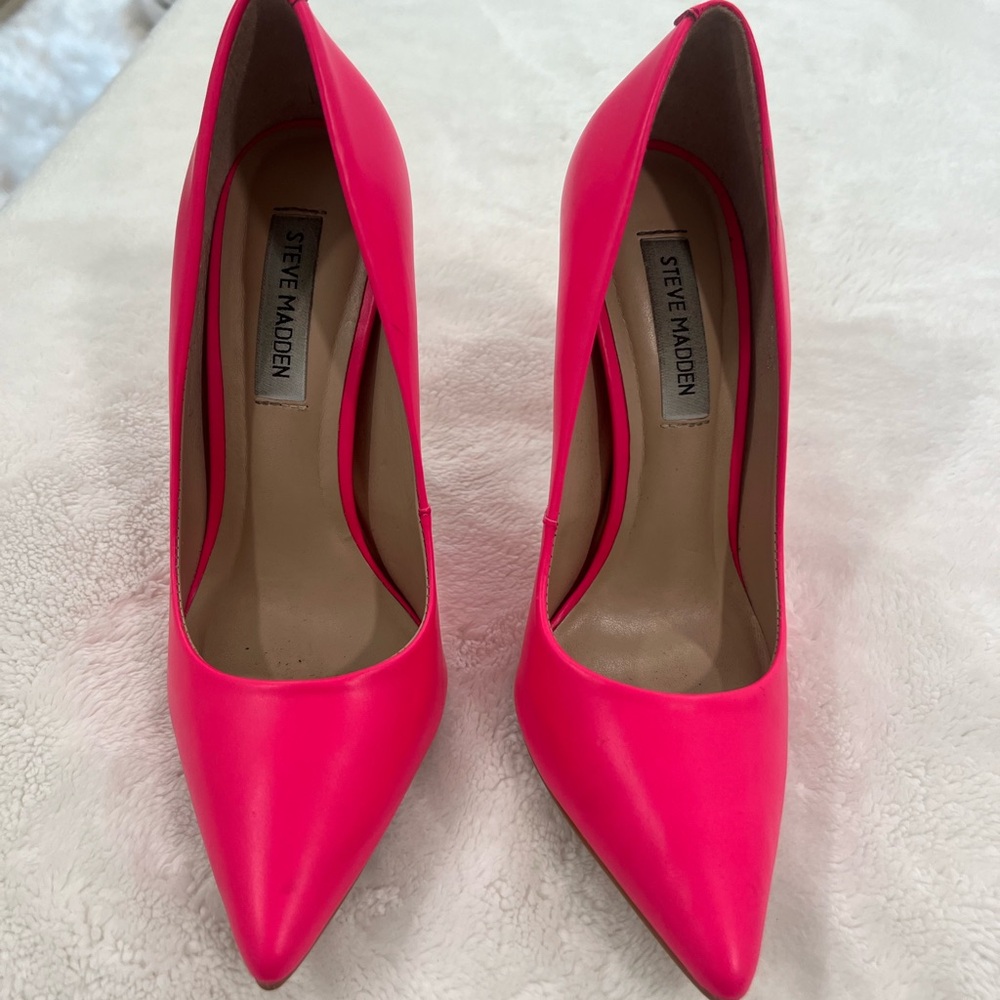 Pink steve madden stiletto heels